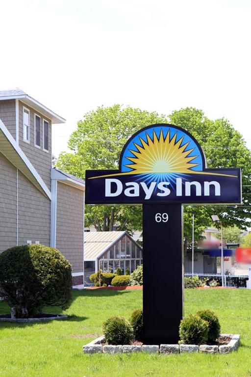 Days Inn By Wyndham - Cape Cod West Yarmouth Exterior photo